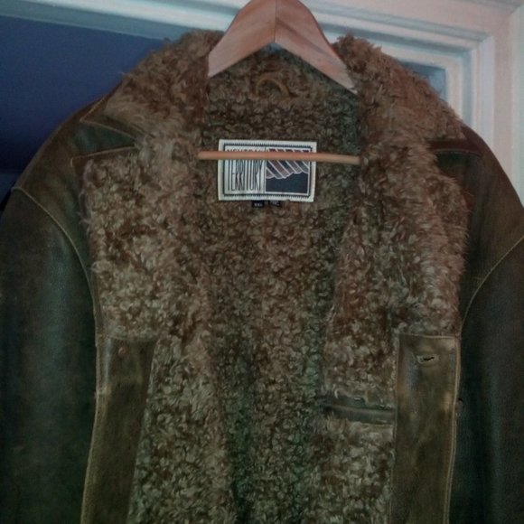 Sherpa  Leather Mens Coat - Picture 2 of 7
